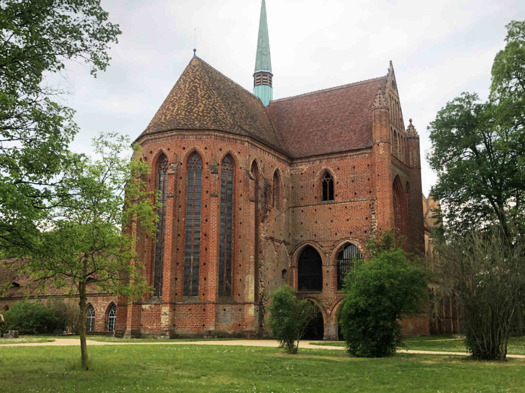 Makler Barnim - Kirchenschiff Kloster Chorin