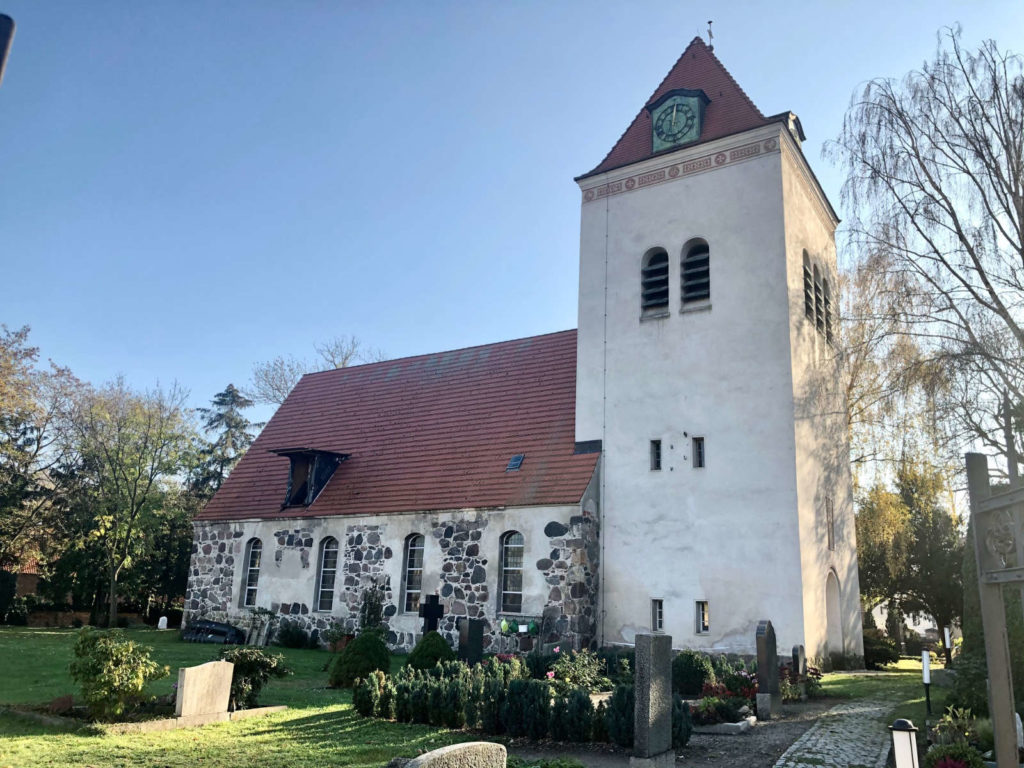 Makler Dallgow-Döberitz 14624: Kirche Johann-Sebastian-Bach-Strasse