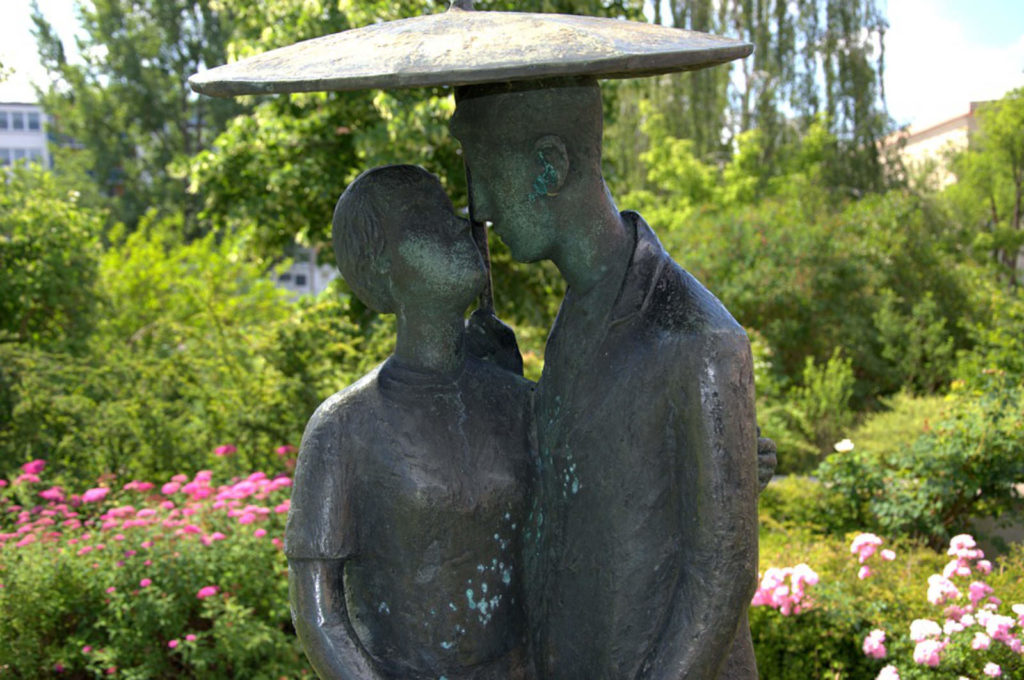 Makler Eisenhüttenstadt - Skulptur Stadtpark