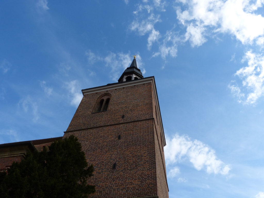Makler Havelland: Kirchturm in Nauen