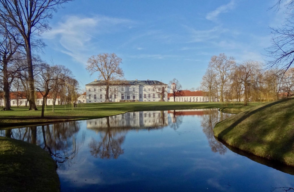 Immobilienmakler Märkisch-Oderland - Schloss Neuhardenberg